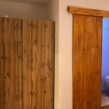 Pensjonat Tu Ferienzimmer In Stadtmitte Ulm