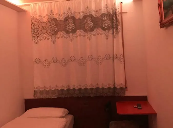 Tu Ferienzimmer In Stadtmitte Ulm